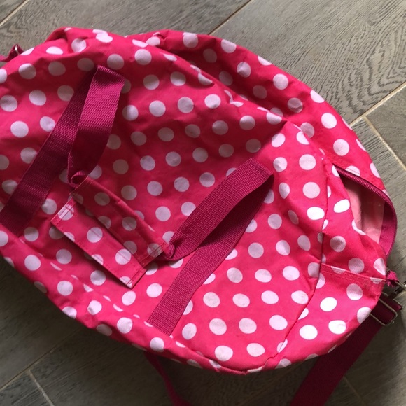 Pink and white polka dot “B” duffle bag with strap and front zipper small pocket - Picture 13 of 16